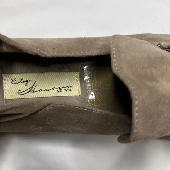 Vintage Havana Beige Suede Slip Gold Hardware Mules/Slides size 8 NWOT - Picture 7 of 8